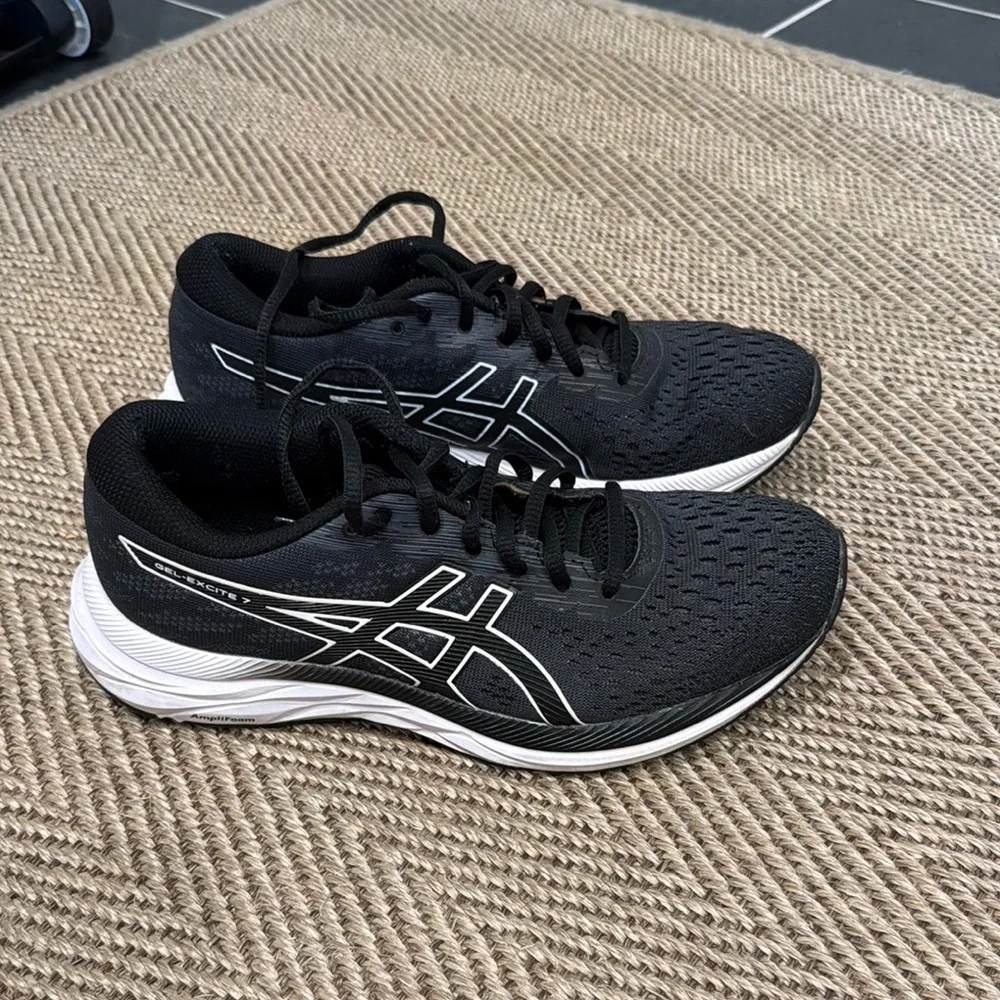 ASICS Gel Excite 7
